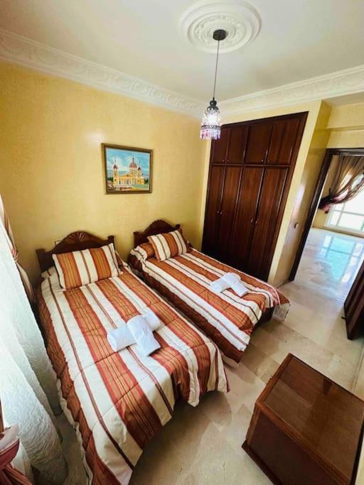 Luxueux Appartement Centre Et Plage & Wifi ! Tangier Bagian luar foto