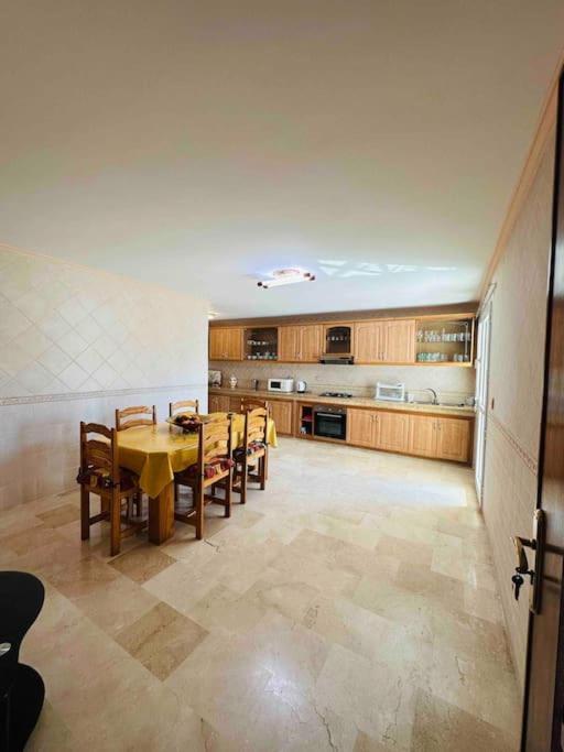 Luxueux Appartement Centre Et Plage & Wifi ! Tangier Bagian luar foto